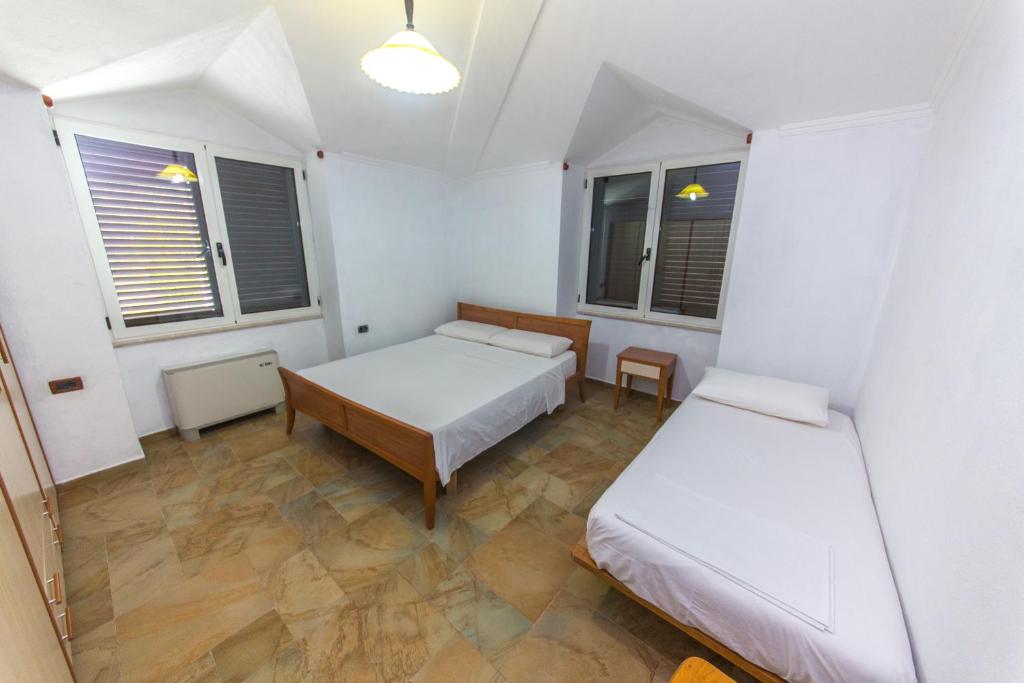 Kolaveri Resort - villa Rezidenca 3 bedroom -2.jpg