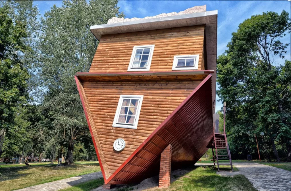 Школьные и групповые экскурсии, Дукора 