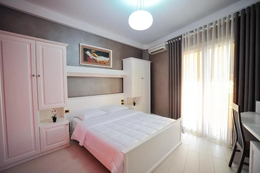 Standard Double Room with Sea View2.jpg