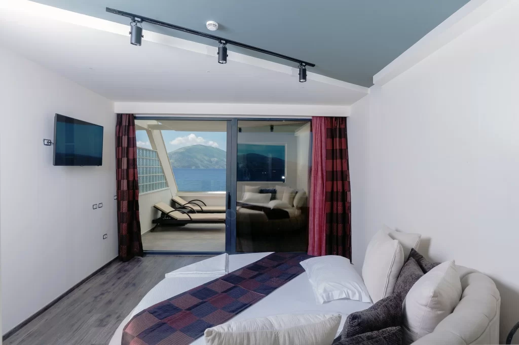 Picasso 10 - SUITE 4.jpg