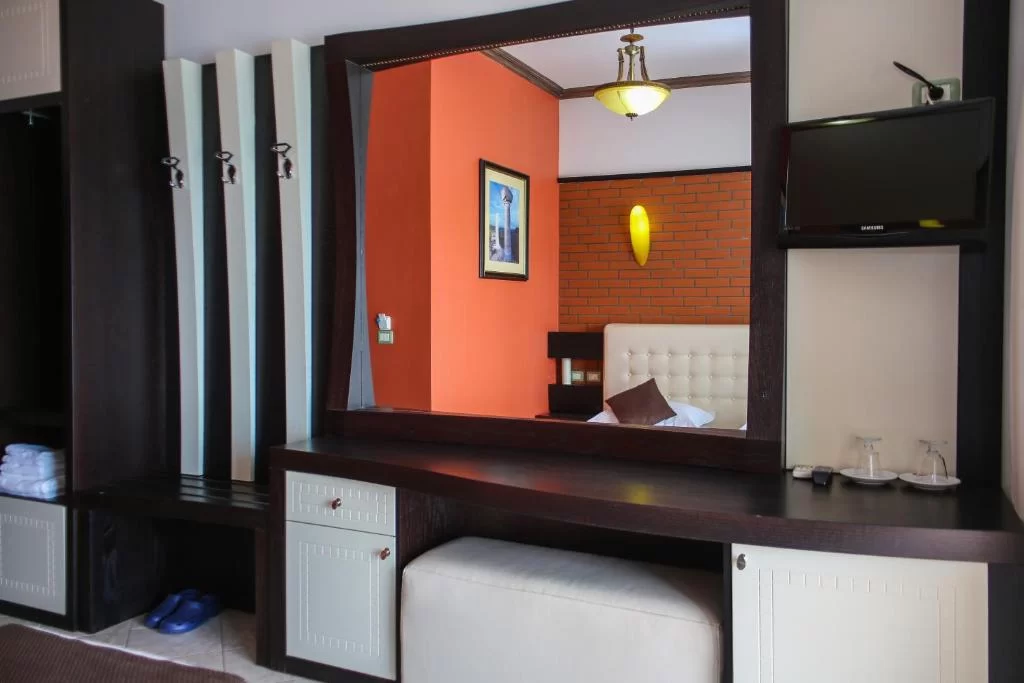Liro STD TWIN-1.jpg Liro STD TWIN-1.jpg