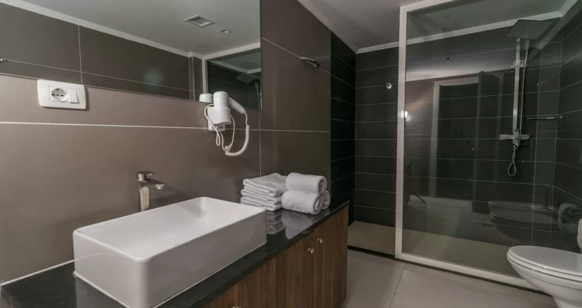 Executive-Triple-Room-1.jpg