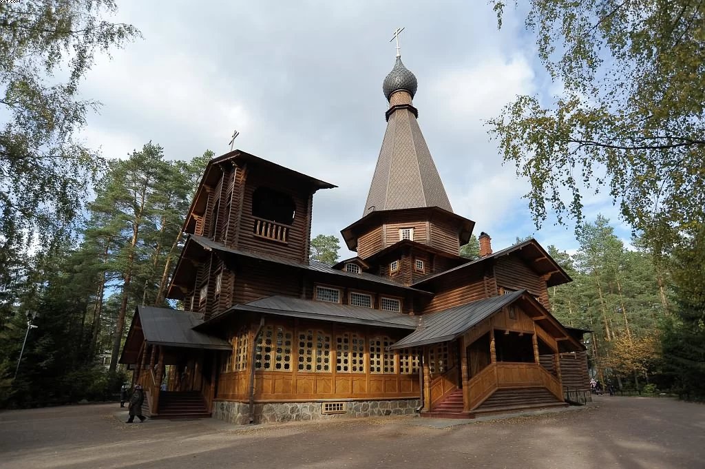 khram_kazanskoy_ikony_bozhiey_materi_v_pos_vyritsa_11_10_2015.jpg khram_kazanskoy_ikony_bozhiey_materi_v_pos_vyritsa_11_10_2015.jpg