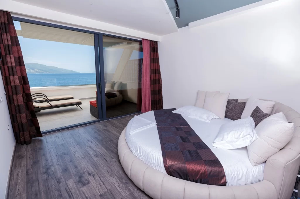 Picasso 10 - SUITE 1.jpg