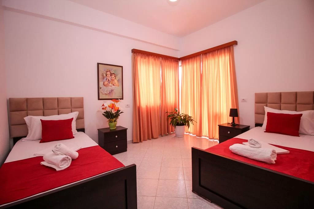 Blue Bay - Family room 4.jpg