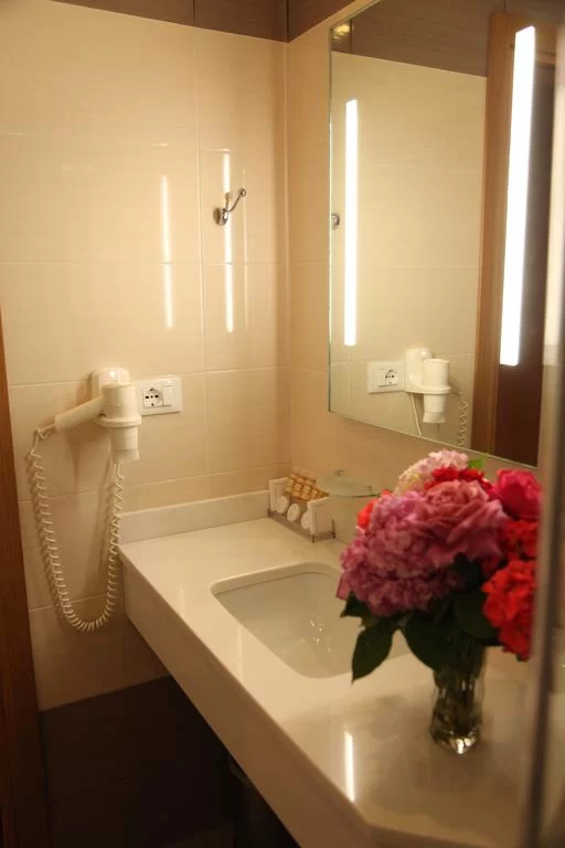 Gold 7 Family room 5.jpg Gold 7 Family room 5.jpg