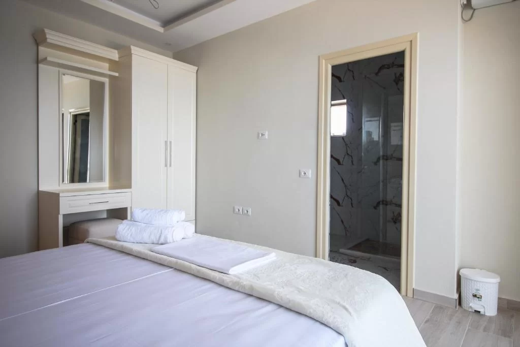 Romario Apartments DBL 5.jpg