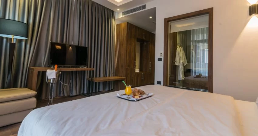 EXECUTIVE-DOUBLE-ROOM-4.jpg