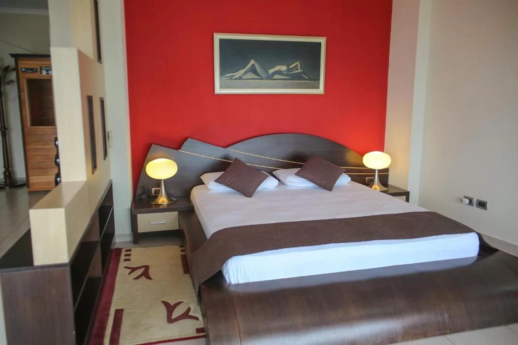 Liro SUITE-6.jpg