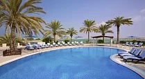 Al Hamra Fort Hotel & Beach Resort