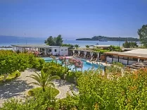Antigoni Beach Hotel & Suites