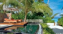 Constance Halaveli Resort