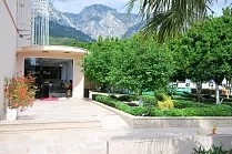 Castle Park Hotel 