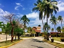 Villa Tropico
