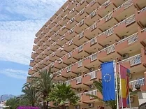 Cabana Hotel