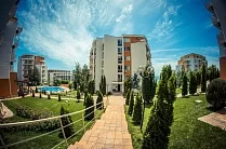 Crown Fort Club Apart