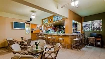 Esmeralda Apartments