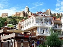 Aivani Hotel