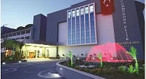 Commodore Elite Suites & Spa