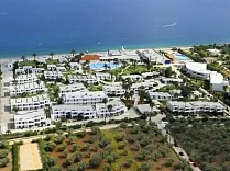 Kinetta Beach Resort & Spa