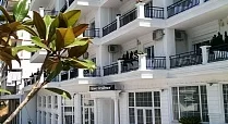 Flower Residence