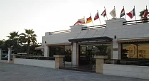 Lou Lou A Beach Resort