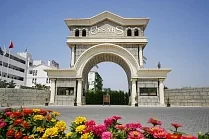 Cesars Resort Hotel