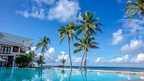 Avenra Beach Hotel