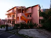 Alexis Apartments