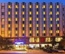 Отель  all seasons hotel фото