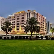 Golden Tulip Muscat