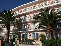 Aegli Hotel