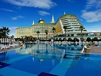 Delphin Imperial Lara