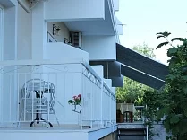Allegro Hotel