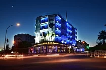 The Rise Hotel