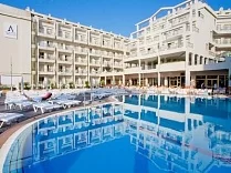 Aqua Hotel Aquamarina