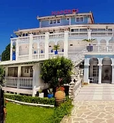 Diaporos Hotel