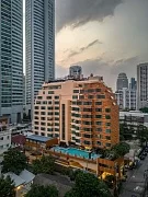 Golden Tulip Mandison