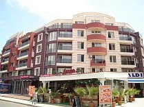 Admiral Plaza