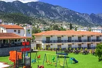 Riverside Garden Resort
