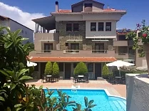 Aroma Villas Studios