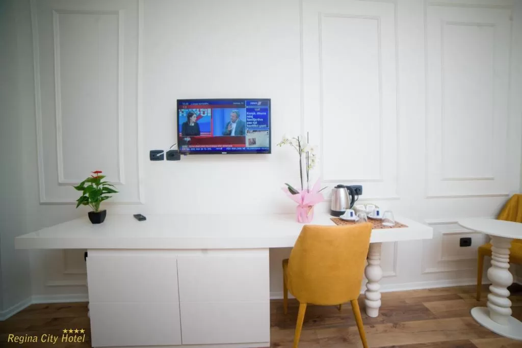 Regina City - STD TRPL (3).jpg