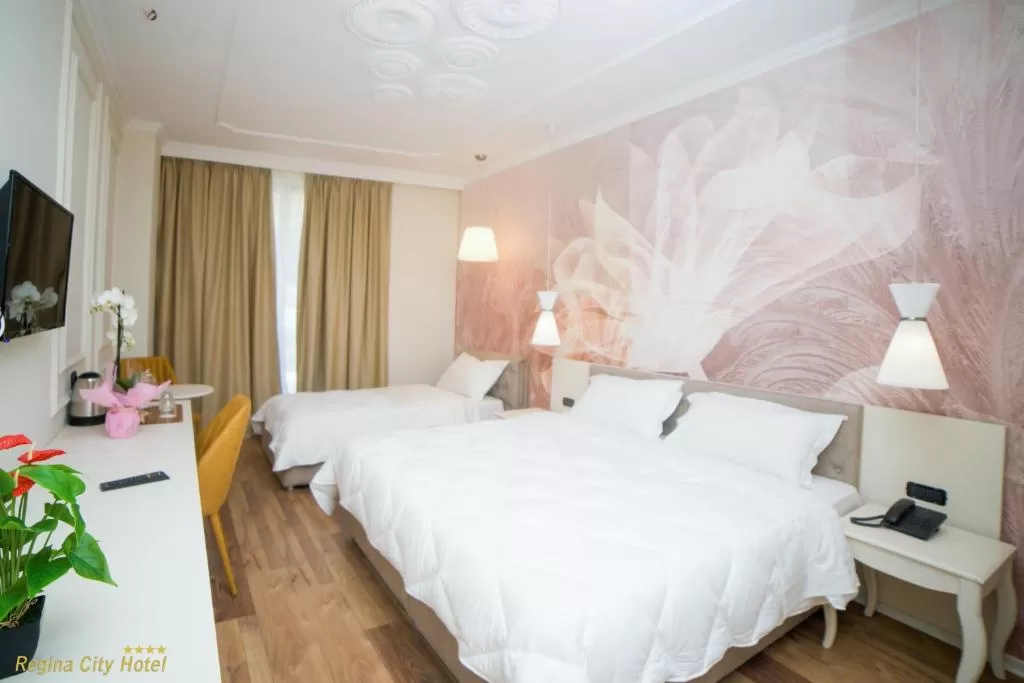 Regina City - STD TRPL (6).jpg