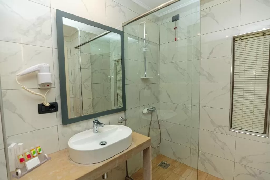 Regina city - STD DBL (3).jpg