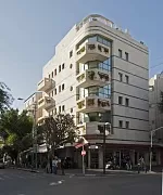 Dizengoff Suites