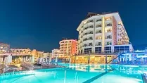 Ramada Hotel & Suites by Wyndham Kusadasi