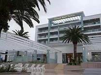 Cronwell Sermilia Resort