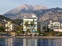 Bonn Beach Hotel By Rrh & R