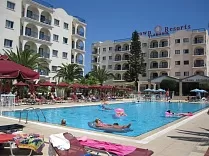 Crown Resort Elamaris Hotel