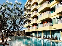 Palmyra Patong Resort